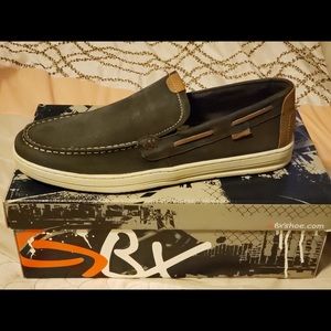 Men’s casual navy shoes